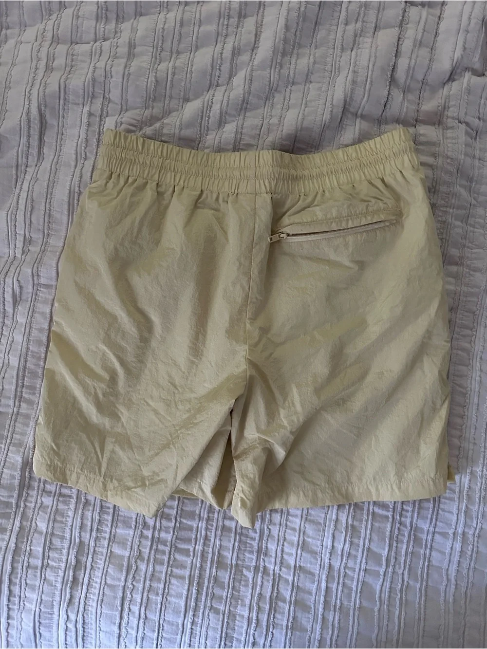 Guess Originals Established 1981 Swim Shorts – Butter Yellow – Size M